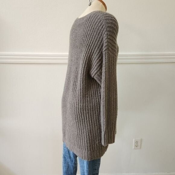 Torrid Gray Chunky Pullover Tunic Sweater Gold Beaded Lightning Bolt size 1 X - Picture 8 of 13